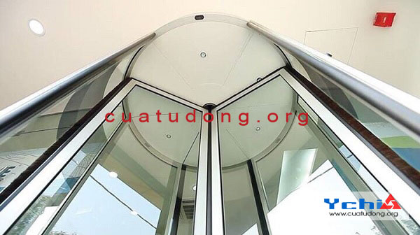 cửa xoay tự động 3 cánh