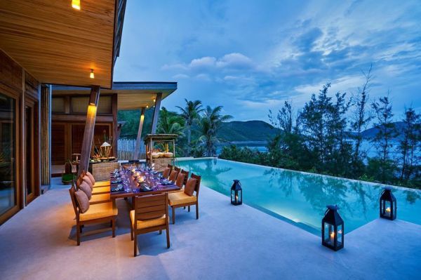 Resort Six Senses Côn Đảo đầu tư xe điện VN Electric Car đưa đón du khách