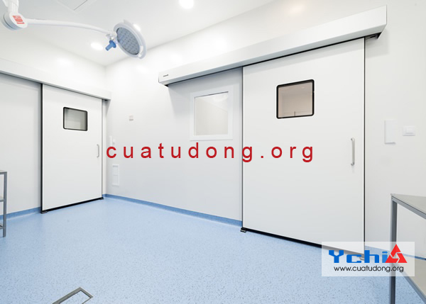 cửa phòng X-Quang