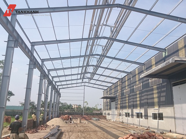 các nhà máy thép tiền chế