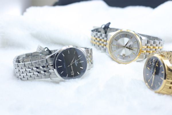 đồng hồ SRWatch SG8885.1101AT
