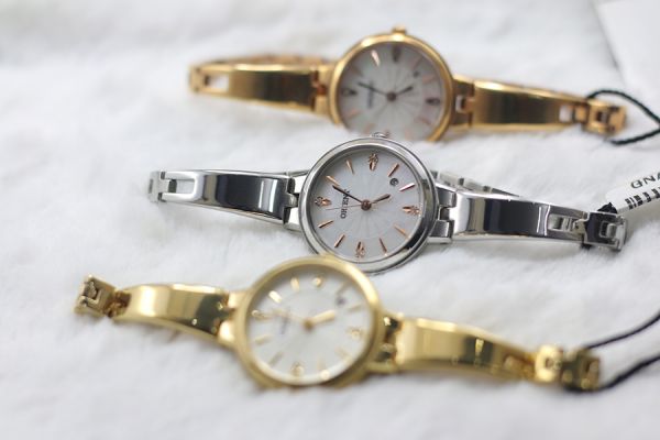 đồng hồ Orient FSZ40004W0