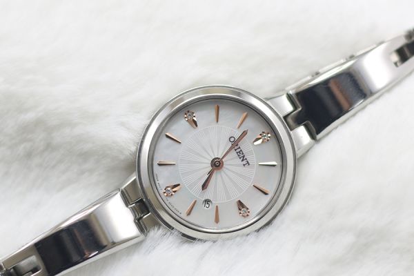 đồng hồ Orient FSZ40004W0