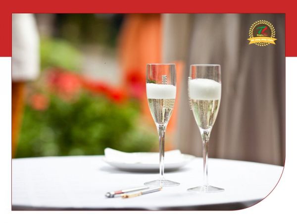 Thăng Long Plaza chuyên bán rượu vang nhập khẩu chất lượng