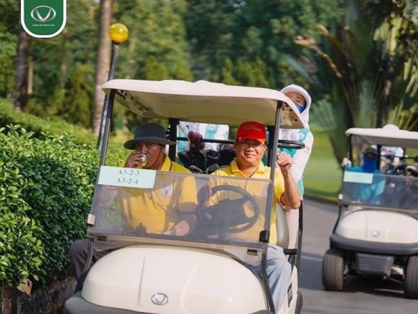Đầu tư xe điện sân golf - Nâng cao trải nghiệm cho golfer