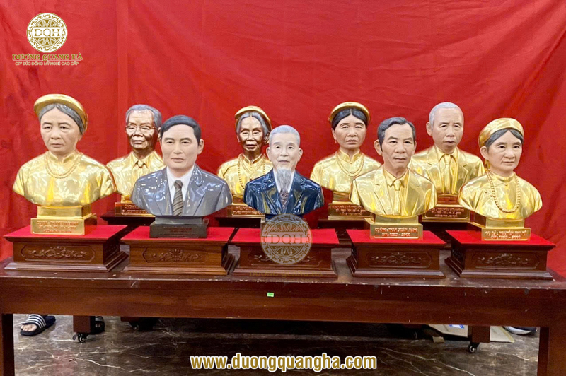 Đơn vị nhận đúc tượng chân dung ông bà uy tín