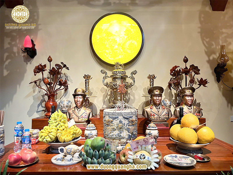 đúc tượng truyền thần