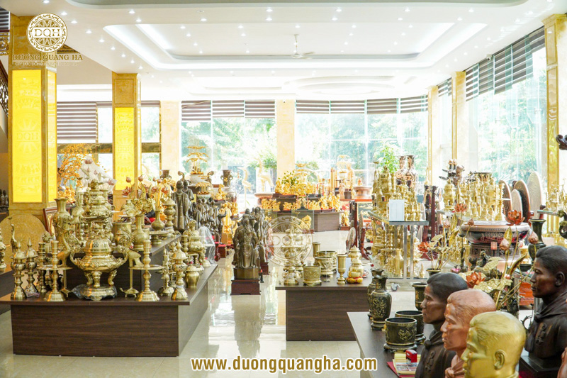 Mua đồ thờ bằng đồng sao cho phù hợp? Những điều nhiều người thường bỏ qua