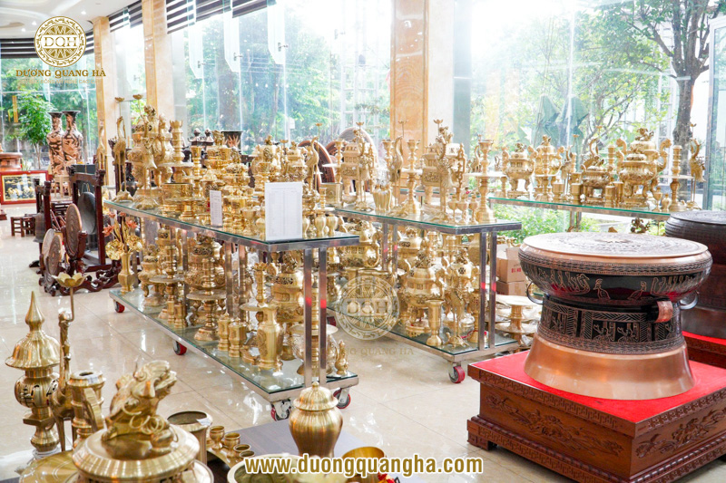 Mua đồ thờ bằng đồng sao cho phù hợp? Những điều nhiều người thường bỏ qua