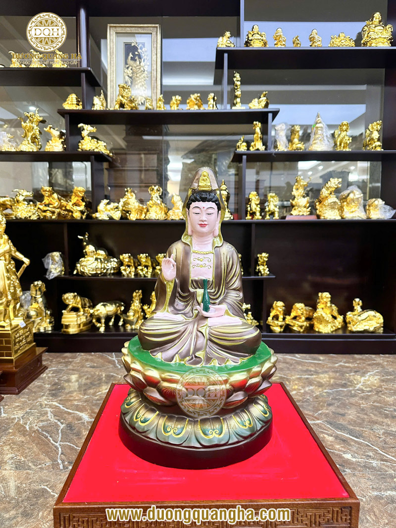 Tượng Phật Bà Quan Âm bằng đồng