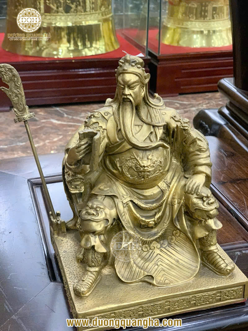 tượng Quan Vân Trường phong thủy